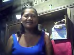 FILIPINA GRANDMA MERLEN DELA VICTORIA 53 SHOWING HER Knockers