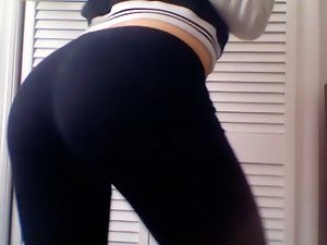 Tempting Barely legal teen Naughty ass Worship in Yoga Pants