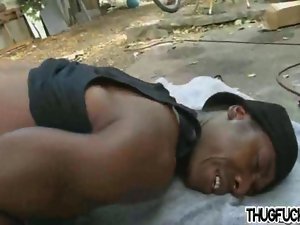 White hunk pays black thug for dick sucking