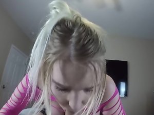 Stripper girlfriend gives sexy blowjob before work