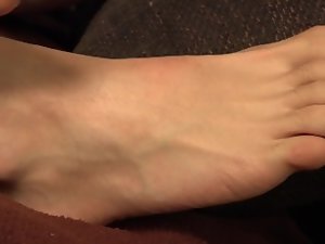 Boda Nurak - Feet